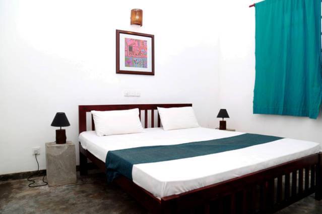 Colombo Beach Hostel Dehiwala-Mount Lavinia Esterno foto